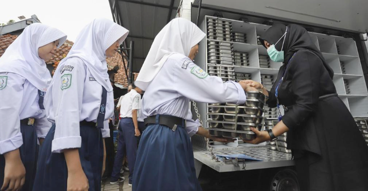 evaluasi mbg kopdes - ilustrasi berita Parpol Koalisi Siap Kawal Evaluasi MBG Kopdes agar Program Lebih Efektif