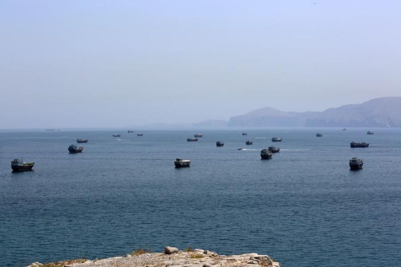 tingkat ancaman selat hormuz - ilustrasi berita JMIC naikkan tingkat ancaman Selat Hormuz jadi substansial