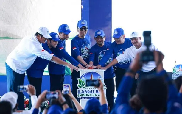 langit biru - ilustrasi berita AHY Luncurkan Gerakan Nasional Langit Biru, Ajak Masyarakat Bersihkan Pantai