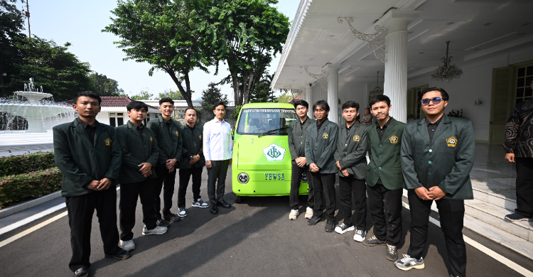 mobil listrik - ilustrasi berita Wapres Apresiasi Mobil Listrik Karya Mahasiswa Unissula