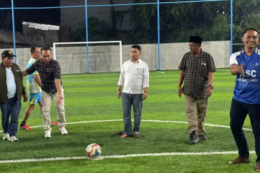 padel mini soccer - ilustrasi berita Fasilitas Padel Mini Soccer Resmi Dibuka, Gus Barra Bocorkan Potensi Cuan untuk…